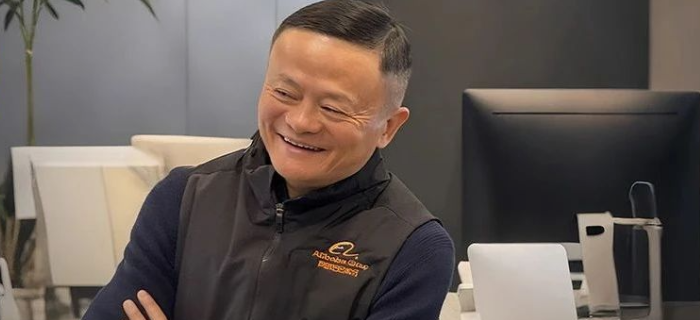 阿里硬刚美团，马云拿下茅台！