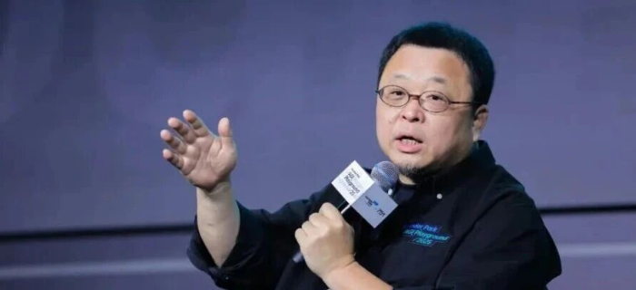 西贝硬刚罗永浩，网友：被公关震惊了！