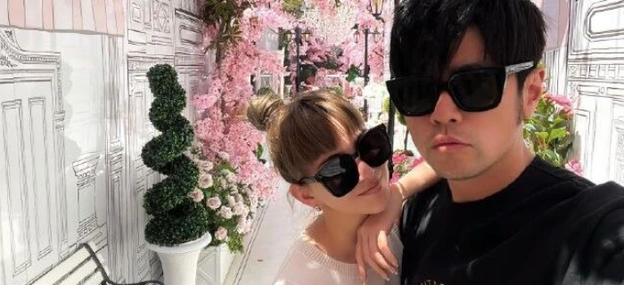 昆凌杀入直播带货，网友：带上周杰伦！