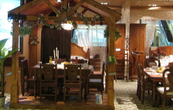 后疫情，红星美凯龙如何穿越“窄门”？