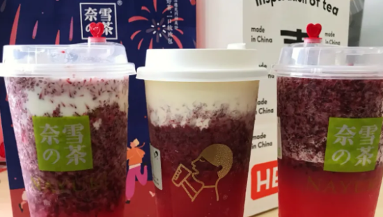 同样是杨梅新品，为什么喜茶输给了奈雪？