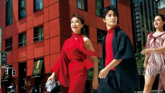 风口浪尖上的资生堂，和黄轩实力演绎“心无界，美出圈”