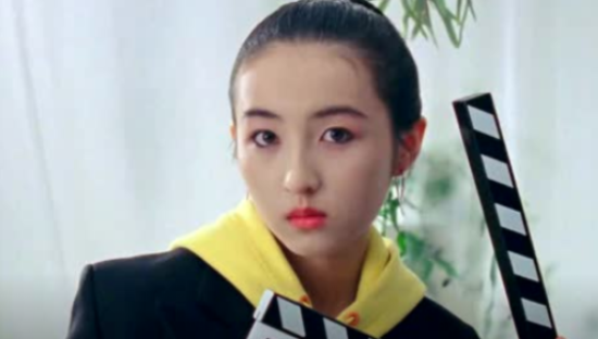 新百伦携手张子枫，诠释青春的态度！