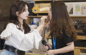 苏宁易购低调进军奢侈品，上线奢品频道