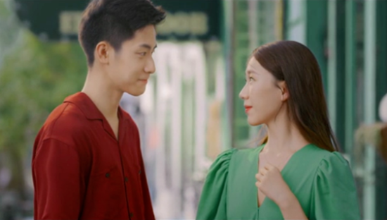 百雀羚×周大福发布联名宣传片《年年一诺》