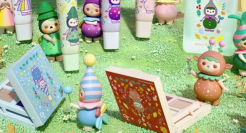 泡泡玛特出眼影了，这个联名太梦幻！