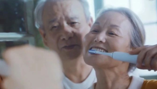 暖心！飞利浦《生日愿望》祝你健康快乐