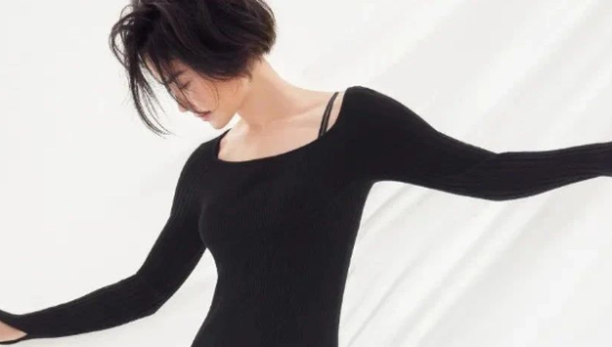 NEIWAI内外：一个靠文案打动天后王菲的品牌