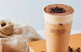 “秋天的第一杯奶茶”刷屏，给品牌带来的营销启示！