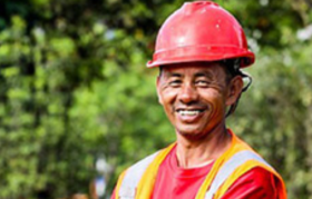 人民日报×佳贝艾特暖心宣传片：这笑容，很中国！