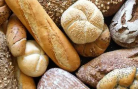 桃李面包财报：面包新消费的增长隐忧