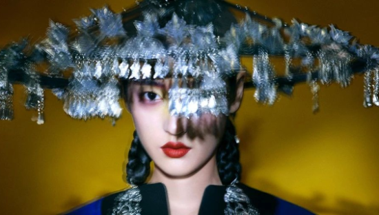 以苗族印象系列惊艳双11的花西子，到底是如何突围国妆市场的？