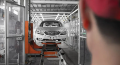 理想汽车不理想，李想的梦醒了吗？