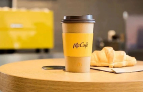 麦当劳投资25亿卖咖啡，“小黄杯”C位出道！