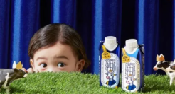 「认养一头牛」推出A2奶新品，与孩子王跨界强强联合