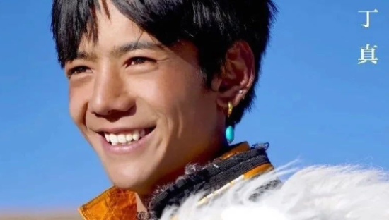 一个放牛，一个习武，马保国和丁真是怎么从素人变成顶流？