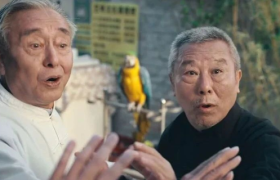 这套广告片，和用户一起玩梗