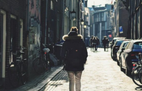 充电桩的中场战事