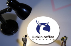 造假、内斗的雷都爆了，瑞幸为何还未崩盘？