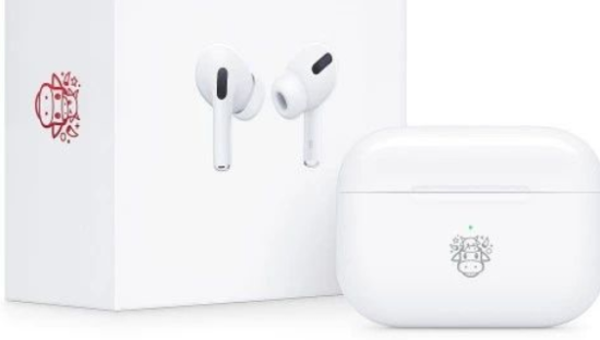 苹果首次推出AirPods Pro牛年限定款，是入乡随俗还是割韭菜？