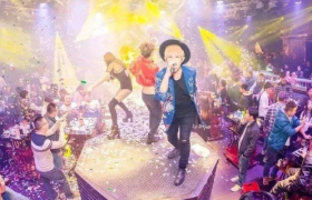 我月薪5000，不配吃西贝吗？