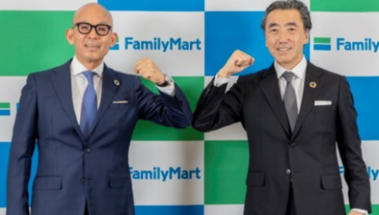 日本全家便利店宣布更换社长，用数字化破解困局