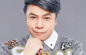 人间春风蔡康永，每一句文案都是犀利又温暖