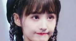 郑爽凉了！刚拿下Prada代言就出事...