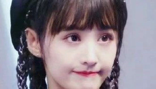 郑爽凉了！刚拿下Prada代言就出事...