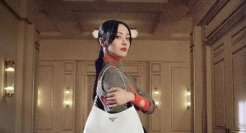 郑爽深陷代孕弃养丑闻，普拉达的眼泪PradaPrada地掉