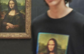 优衣库 x 卢浮宫推出馆藏作品T恤