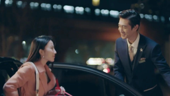 春节营销怎么做？滴滴豪华车“款待重要的人”走心了！