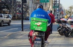 京东到家发布春节六大消费热点,北上广深打工人开囤方便食品