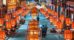 “慢游戏”《江南百景图》，联名很“忙”