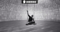 没有流量的中年导演？您往这看