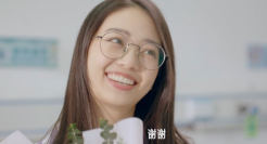 金典用“一束花”，温暖了平凡生活