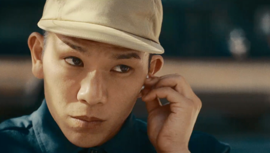 AirPods Pro为你表演花式“跳绳”