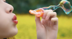 小米最新广告，春天的美，可以用听的