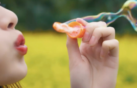 小米最新广告，春天的美，可以用听的