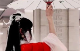 坐地铁穿越到“北宋”？网红也太能作妖了吧！