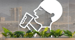 “女朋友每次喝饮品必点喜茶，该不该分手？”