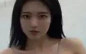 女海王败走凡尔赛，暗流量之中没有赢家？