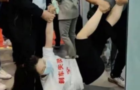 刹车失灵的特斯拉，撞翻了自己的公关部