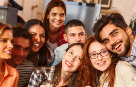 本地生活又被偷袭了