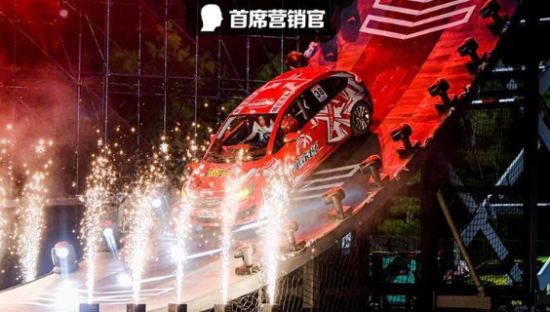 ​618营销如何玩“炸”？来看看这场特技大秀吧