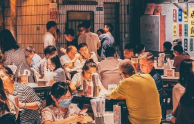 文和友难挑“市井经济”大梁