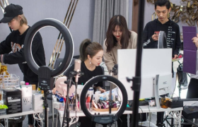 行业内卷加剧，直播带货正在盛极而衰？