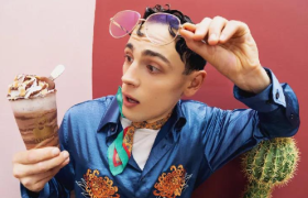 “梦龙，你那么环保，怎么不去捡垃圾？”