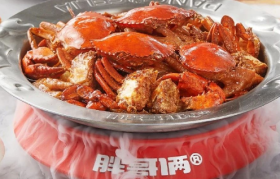 叫嚣“新鲜”的胖哥俩，偷偷卖起了隔夜死蟹…