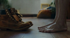 “踢不烂”新文案，燃爆了！